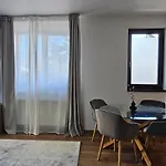 Exclusive Living * Boekarest