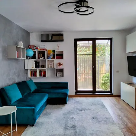 Exclusive Living Apartment